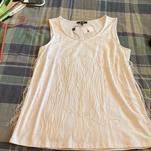 White fringe sleeveless shirt